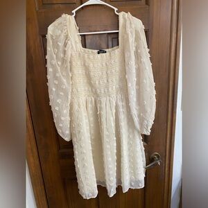 Cute crème dress